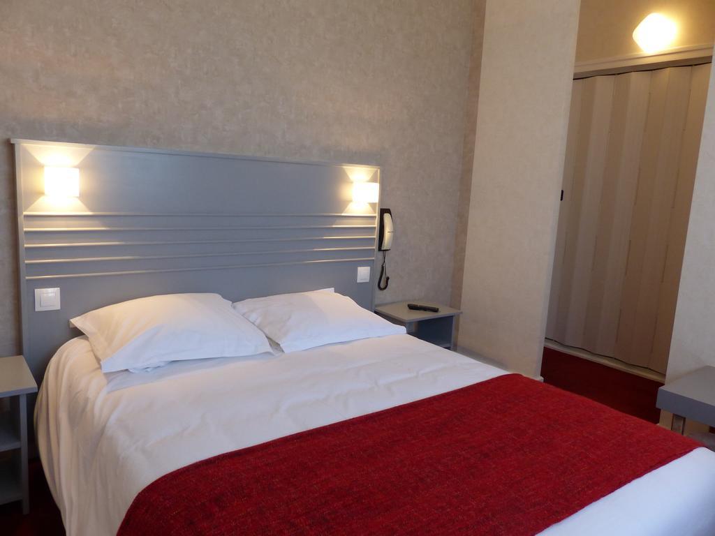 Hotel Le Roudou Fouesnant Room photo